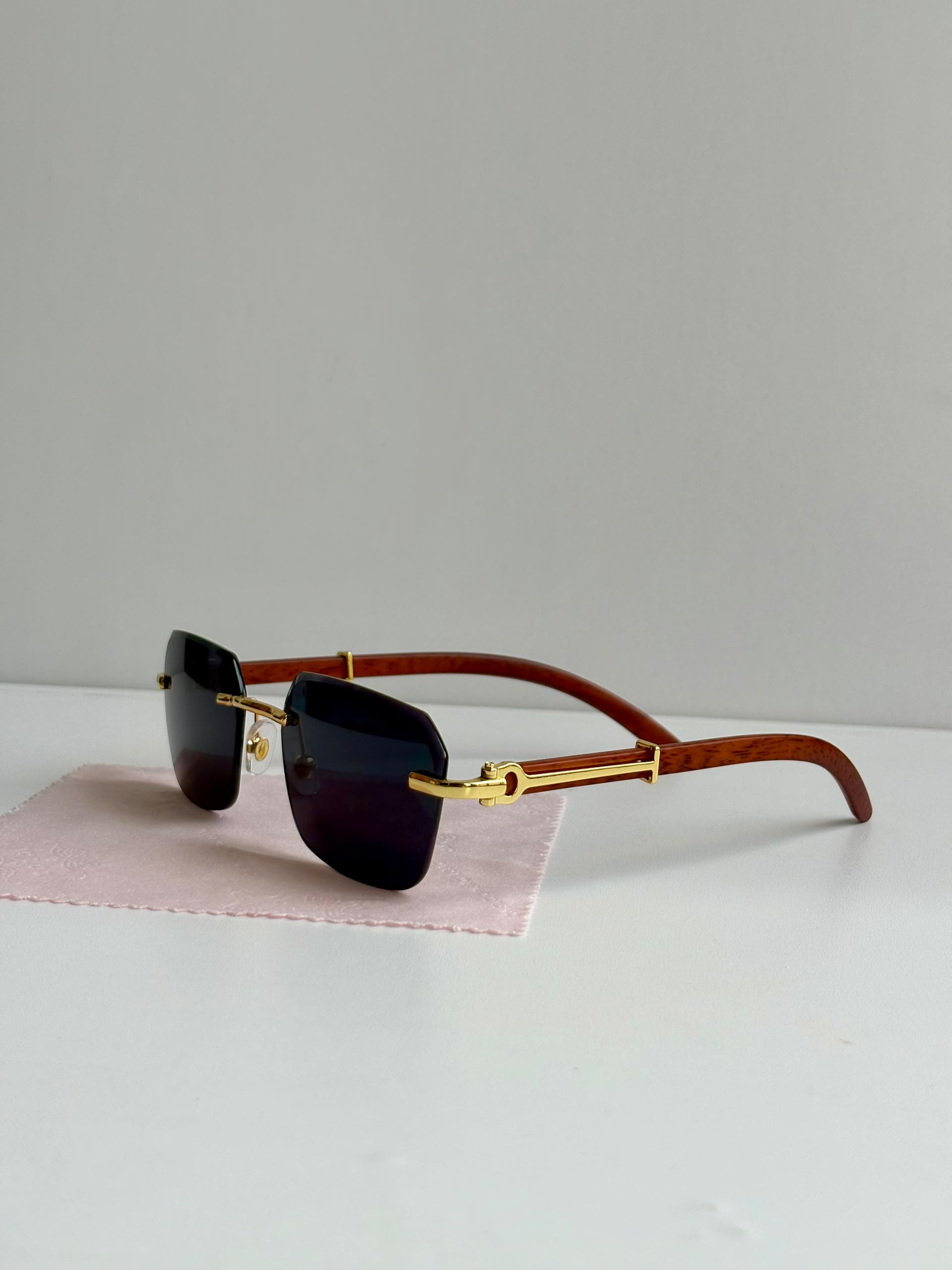 Luxe Vision Premium Rimless Eyewear